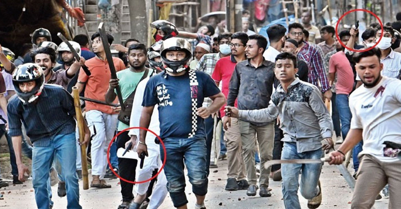 আ’লীগের অন্তর্ঘাতমূলক কৌশল: অন্তর্বর্তী সরকারের সামনে বিপদ  