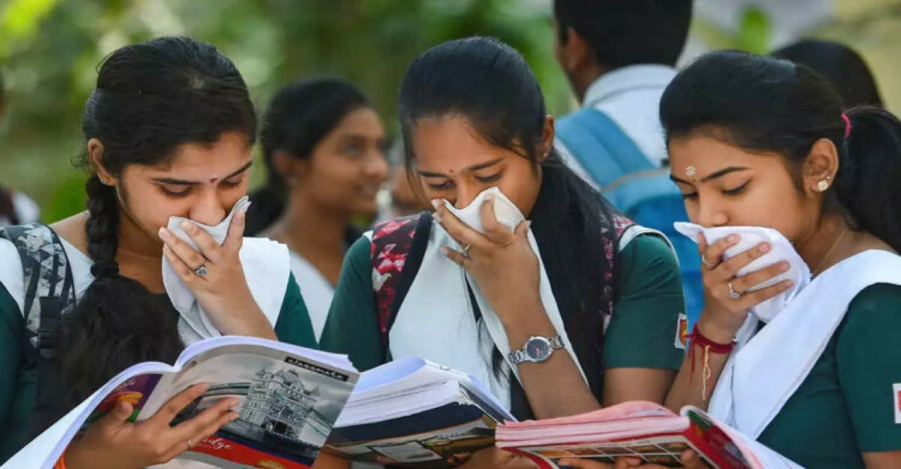  ৬৪ জন স্কুলপড়ুয়া একসঙ্গে কোভিডে আক্রান্ত! ওড়িশার রায়গড়ে উদ্বেগ