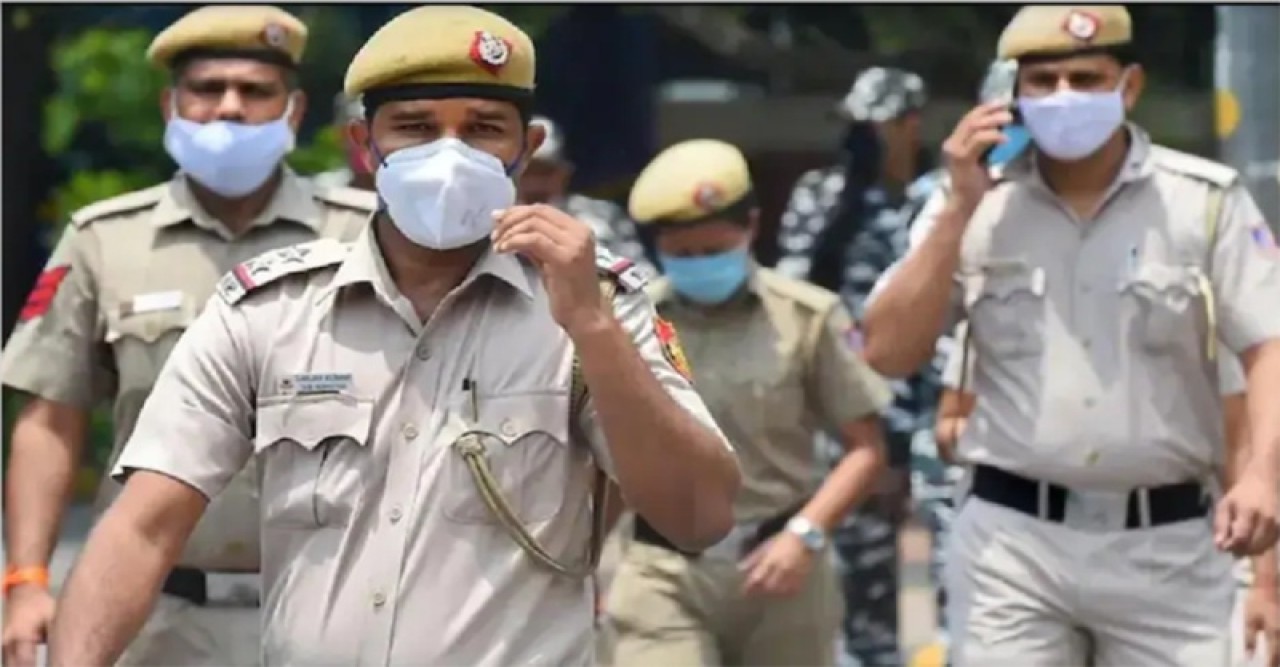 পিএফআই’র ওপর নিষেধাজ্ঞার পর সতর্ক দিল্লি পুলিশ, স্পর্শকাতর এলাকায় মহড়া