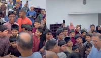 ‘আপনি রোজা রাখেন?’ শিশুদের সরল প্রশ্নে হাসিমুখে জবাব দিলেন প্রধানমন্ত্রী আজ